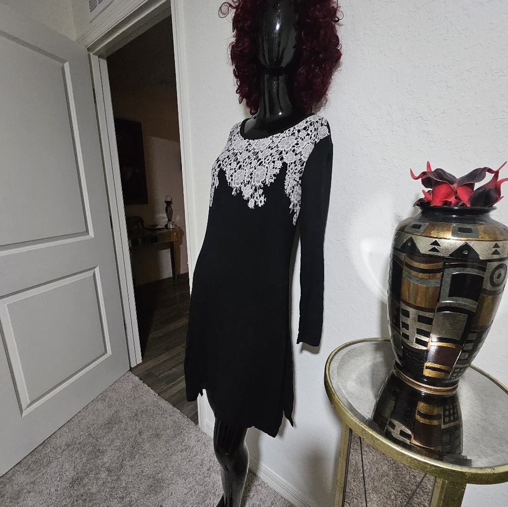 Black & White Stretchy Dress